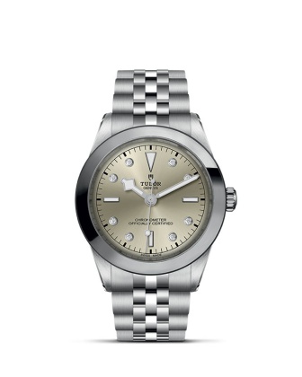 TUDOR Black Bay - Goldfinger