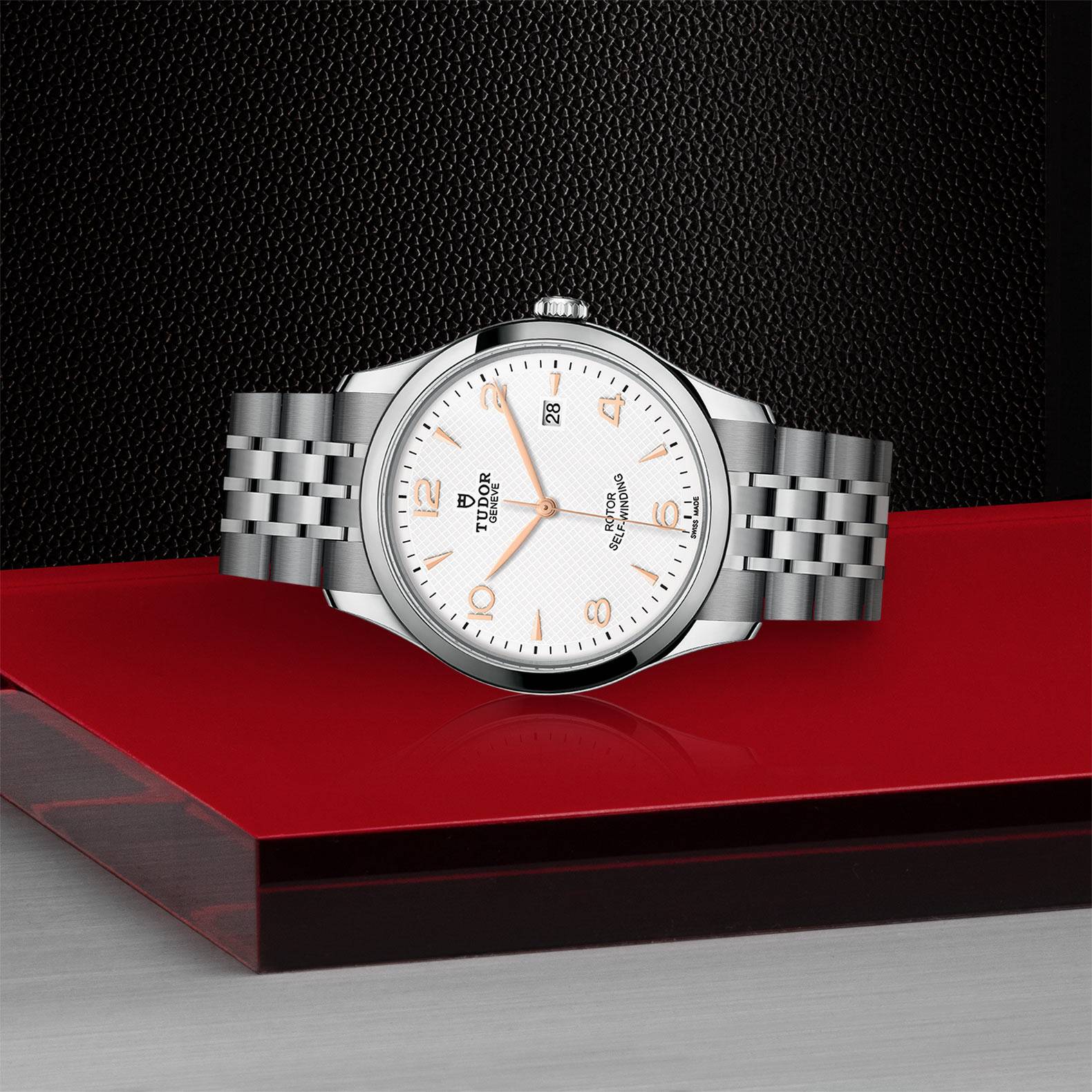 Tudor 1926 Goldfinger